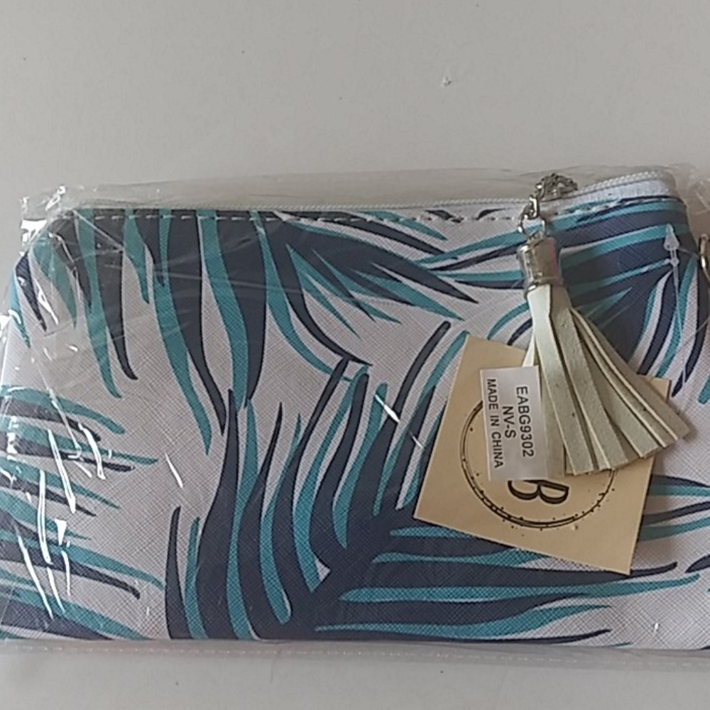 Tropical Travel Tassel Pouch Wristlet